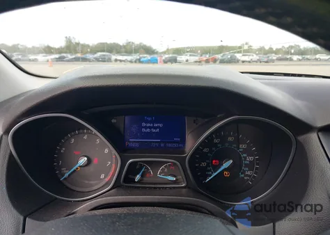 2013 Ford Focus Se z USA, uszkodzony, nr VIN 1FADP3F27DL245086